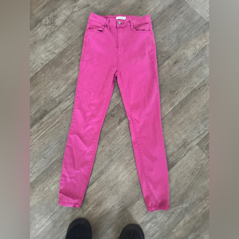 CELLO SIZE 7 hot pink skinny jeans d